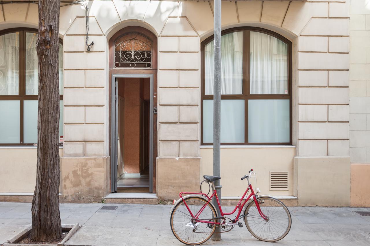 Art House Sagrada Familia Apartment Barcelona Bagian luar foto