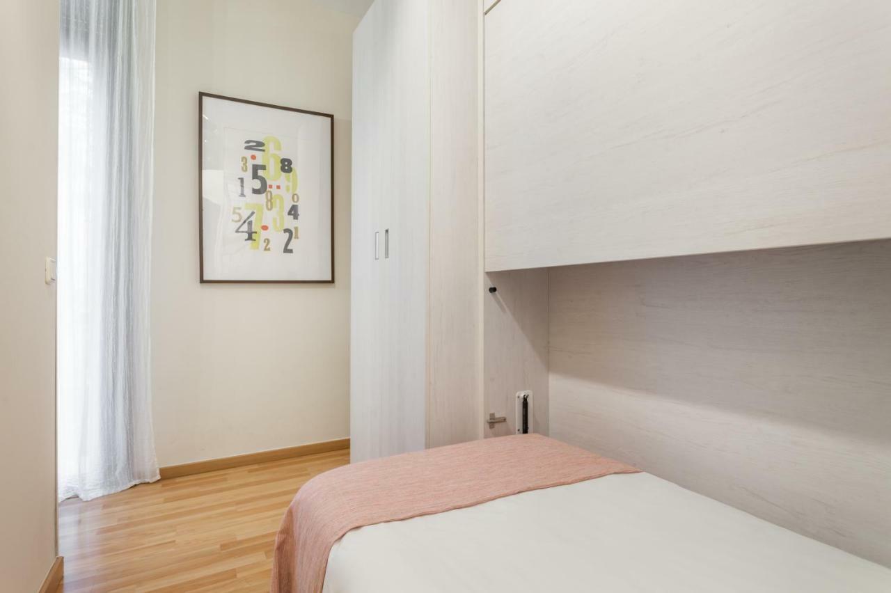 Art House Sagrada Familia Apartment Barcelona Bagian luar foto