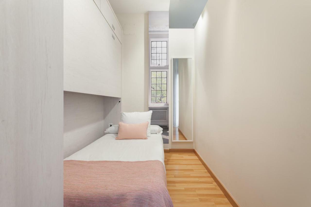 Art House Sagrada Familia Apartment Barcelona Bagian luar foto